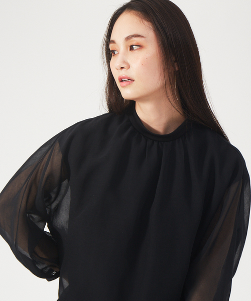 qualite（カリテ）の「【セットアップ対応】オーガンジーギャザーブラウス（シャツ/ブラウス・レディース・ブラック/ライトベージュ・フリー）」の5枚目の写真