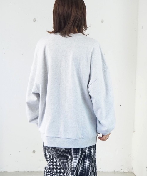 tiptop(ティップトップ)の「カレッジプリントBIGスウェット/トレーナー(スウェット・レディース・グレー/オフホワイト/ピンク/ブラック系その他・FREE)」の14枚目の写真