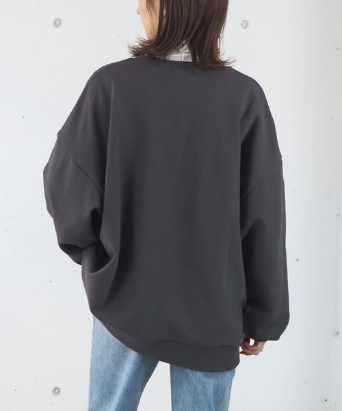 tiptop(ティップトップ)の「カレッジプリントBIGスウェット/トレーナー(スウェット・レディース・グレー/オフホワイト/ピンク/ブラック系その他・FREE)」の19枚目の写真