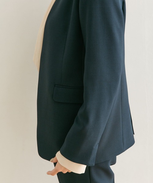 URBAN RESEARCH（アーバンリサーチ）の「ノーカラージャケット（その他アウター・レディース・ベージュ/ネイビー・38/36）」の18枚目の写真