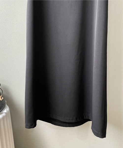 aimoha（アイモハ）の「サテンキャミソールワンピース（ワンピース・レディース・ブラック/グリーン・MEDIUM/LARGE）」の13枚目の写真