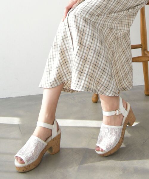 MAJESTIC LEGON（マジェスティックレゴン）の「シアーレディサンダル（サンダル・レディース・オフホワイト/ブラック/グレー・X-LARGE/MEDIUM/LARGE/SMALL）」の2枚目の写真