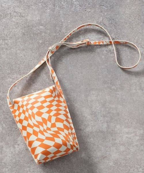 JEANASIS（ジーナシス）の「1タッチミニショルダー/276444（ショルダーバッグ・レディース・ブラック系その他/ブルー/ホワイト/ブラック/オレンジ系その他/ライトブラウン/シルバー・FREE）」の6枚目の写真