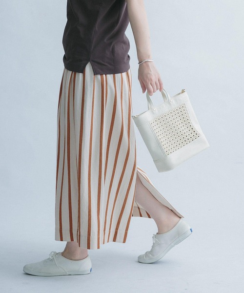 FORK&SPOON(フォークアンドスプーン)の「FORK&SPOON サテンストライプスカート(スカート・レディース・ブルー系その他/ホワイト系その他・ONE)」の19枚目の写真