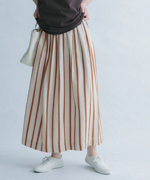 FORK&SPOON(フォークアンドスプーン)の「FORK&SPOON サテンストライプスカート(スカート・レディース・ブルー系その他/ホワイト系その他・ONE)」の15枚目の写真