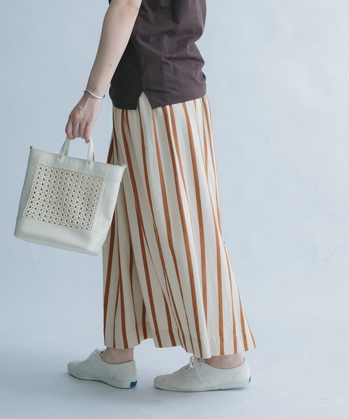 FORK&SPOON(フォークアンドスプーン)の「FORK&SPOON サテンストライプスカート(スカート・レディース・ブルー系その他/ホワイト系その他・ONE)」の7枚目の写真