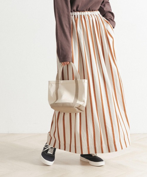 FORK&SPOON(フォークアンドスプーン)の「FORK&SPOON サテンストライプスカート(スカート・レディース・ブルー系その他/ホワイト系その他・ONE)」の6枚目の写真