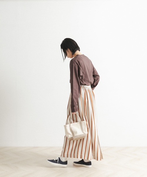 FORK&SPOON(フォークアンドスプーン)の「FORK&SPOON サテンストライプスカート(スカート・レディース・ブルー系その他/ホワイト系その他・ONE)」の21枚目の写真