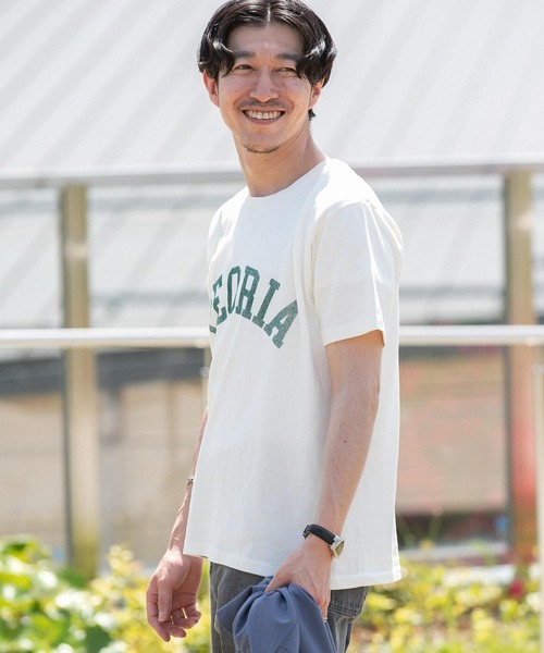 ITEMS URBANRESEARCH（アイテムズ アーバンリサーチ）の「『別注』SCREEN STARS×ITEMS　カスレプリント レタードTシャツ（Tシャツ/カットソー・メンズ・グレー系その他/ブラック/ホワイト・LARGE/MEDIUM）」の9枚目の写真