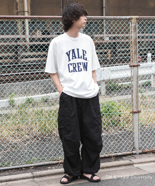 SENSE OF PLACE by URBAN RESEARCH（センスオブプレイスバイアーバンリサーチ）の「『別注』『ユニセックス』YALE×SENSE OF PLACE カレッジロゴTシャツ C（Tシャツ/カットソー・メンズ・ブラック/ライトブルー/ライトベージュ/ホワイト・LARGE/MEDIUM）」の6枚目の写真