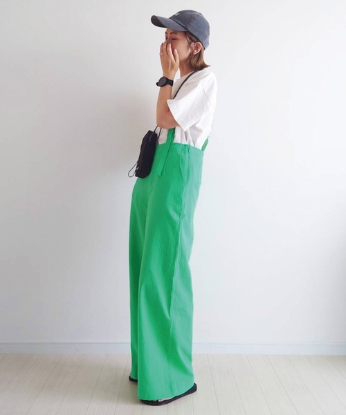 CORNERS（コーナーズ）の「CORNERS by yui　アソートサスペンダー付きストレートパンツ（サロペット/オーバーオール・レディース・ブラック/アイボリー/グリーン/ブルー/ブラック系その他/カーキ/ベージュ/ベージュ系その他・M/L）」の17枚目の写真