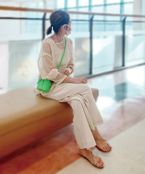 CORNERS（コーナーズ）の「CORNERS by yui　アソートサスペンダー付きストレートパンツ（サロペット/オーバーオール・レディース・ブラック/アイボリー/グリーン/ブルー/ブラック系その他/カーキ/ベージュ/ベージュ系その他・M/L）」の21枚目の写真