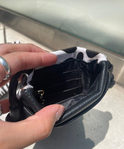 Pal collection（パルコレクション）の「ハラコ風ジップ付スマホポシェット（ショルダーバッグ・レディース・ホワイト/ホワイト系その他/ブラック系その他3・FREE）」の22枚目の写真