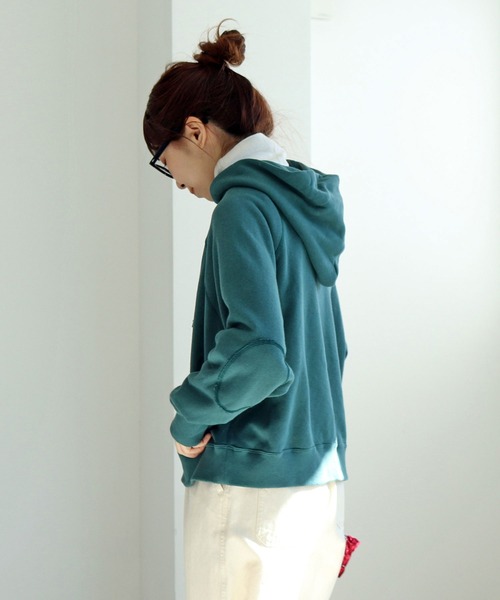 PAR ICI（パーリッシィ）の「リサイクルコットン裏毛フーディー（パーカー・レディース・グリーン/パープル/マスタード・FREE）」の10枚目の写真