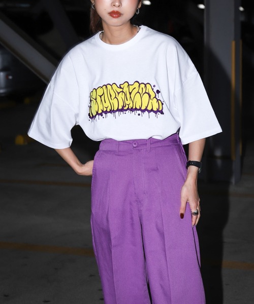 9/5まで値下げ中❕キルティングアップリケビジューTシャツ ZIP FIVE（ジップファイブ）の「【loot box】グラフィックロゴ