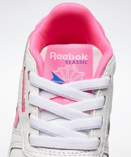 Reebok(リーボック)の「クラシックレザー ステップン フラッシュ / CLASSIC LEATHER Step 'n' Flash(スニーカー・キッズ・ホワイト×ネイビー/ホワイト×ピンク・13.0cm/14.0cm/12cm/16.0cm/15.0cm)」の7枚目の写真