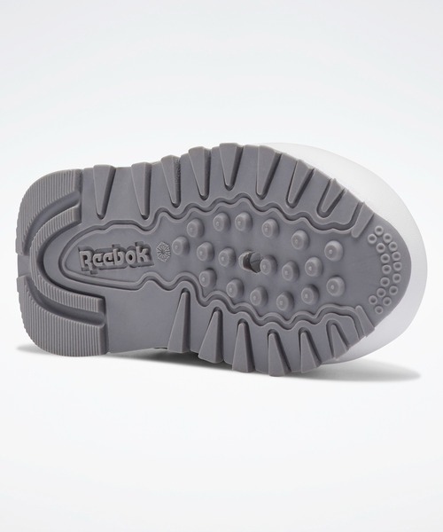 Reebok(リーボック)の「クラシックレザー ステップン フラッシュ / CLASSIC LEATHER Step 'n' Flash(スニーカー・キッズ・ホワイト×ネイビー/ホワイト×ピンク・13.0cm/14.0cm/12cm/16.0cm/15.0cm)」の8枚目の写真
