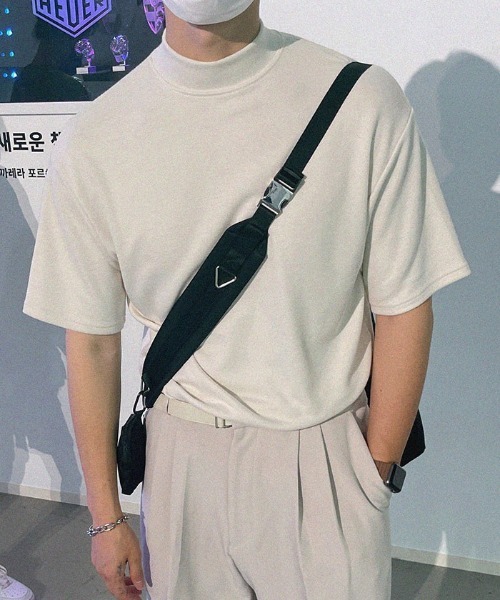 ASCLO(エジュクロ)の「ASCLO High Neck Short Sleeve T Shirt(Tシャツ/カットソー・メンズ・ブラック/アイボリー/ダークブルー・FREE)」の6枚目の写真