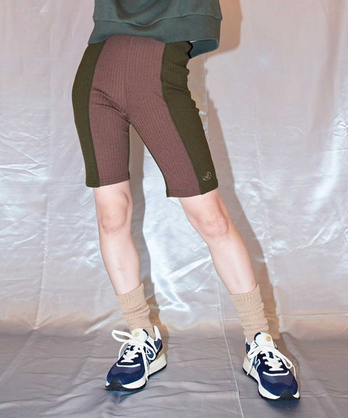 atmos pink(アトモスピンク)の「atmos pink バイカラー リブバイカーパンツ(その他パンツ・レディース・ネイビー/ブラウン・S/M)」の2枚目の写真