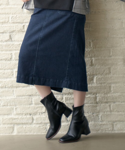 ikka（イッカ）の「ストレッチセンターシームハーフブーツ（ブーツ・レディース・オフホワイト/ブラック/ベージュ・M/L）」の21枚目の写真