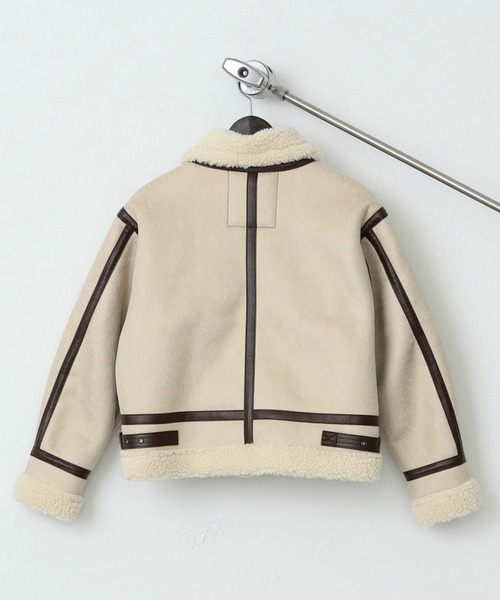 Alpha Industries（アルファインダストリーズ）の「B-3フェイクムートン ショートブルゾン（ブルゾン・レディース・ベージュ/アイボリー/ブラック・SMALL/MEDIUM）」の11枚目の写真