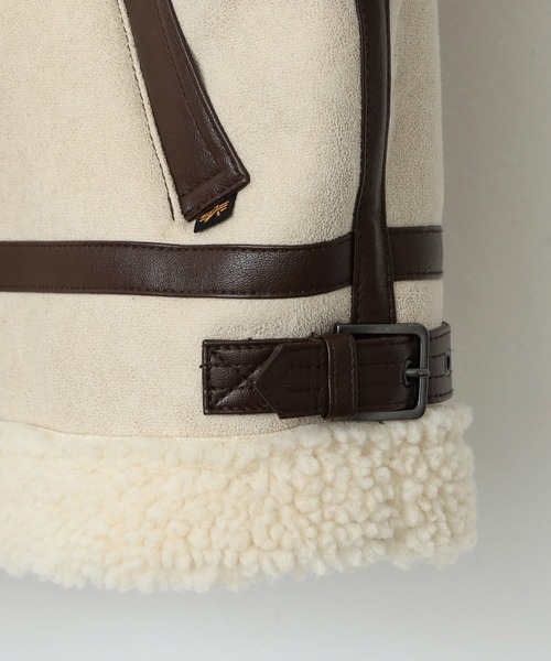 Alpha Industries（アルファインダストリーズ）の「B-3フェイクムートン ショートブルゾン（ブルゾン・レディース・ベージュ/アイボリー/ブラック・SMALL/MEDIUM）」の13枚目の写真