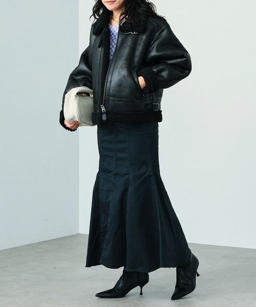 Alpha Industries（アルファインダストリーズ）の「B-3フェイクムートン ショートブルゾン（ブルゾン・レディース・ベージュ/アイボリー/ブラック・SMALL/MEDIUM）」の22枚目の写真