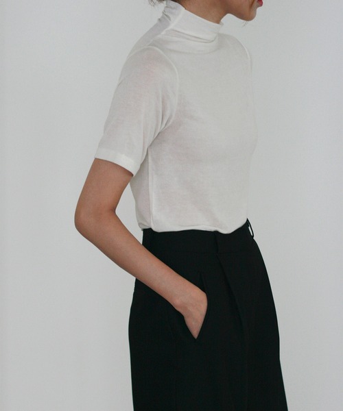 MUYMONA(ムイモナ)の「ハーフスリーブ ウールタートルトップ mmw22a002【MUYMONA】【2022AW】(Tシャツ/カットソー・レディース・ブラック/ベージュ/クリーム・FREE)」の13枚目の写真