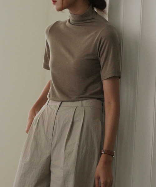 MUYMONA(ムイモナ)の「ハーフスリーブ ウールタートルトップ mmw22a002【MUYMONA】【2022AW】(Tシャツ/カットソー・レディース・ブラック/ベージュ/クリーム・FREE)」の12枚目の写真