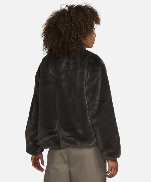 NIKE(ナイキ)の「ナイキ スポーツウェア ウィメンズジャケット / Nike Sportswear Women's Jacket(その他アウター・レディース・ダークブラウン/グレー系その他/ブラック/アイボリー・S/L/XS/2XL/XL/M)」の16枚目の写真