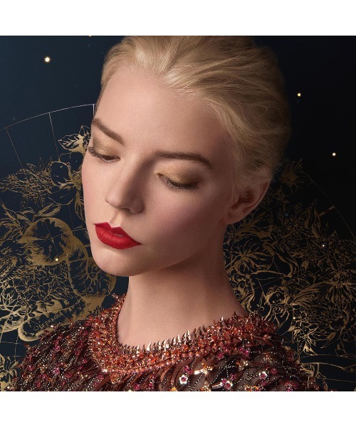 Dior(ディオール)の「ディオール アディクト リップスティック(クリスマス コレクション 2022 <アトリエ オブ ドリームズ> 数量限定色)(口紅/リップティント/グロス・レディース・456 コスミック ピンク/680 ローズ フォーチュン/974 ゾディアック レッド/988 プラム エクリプス・FREE)」の9枚目の写真