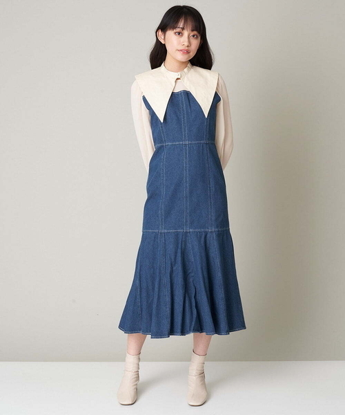 A de a.v.v（アードアー・ヴェ・ヴェ）の「襟付きシフォンドッキングデニムマーメイドワンピ―ス（ワンピース・レディース・ブルー/チャコールグレー・36/38）」の3枚目の写真