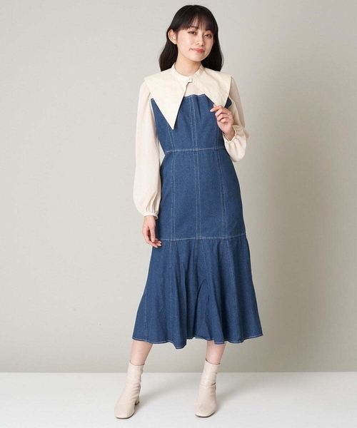 A de a.v.v（アードアー・ヴェ・ヴェ）の「襟付きシフォンドッキングデニムマーメイドワンピ―ス（ワンピース・レディース・ブルー/チャコールグレー・36/38）」の19枚目の写真