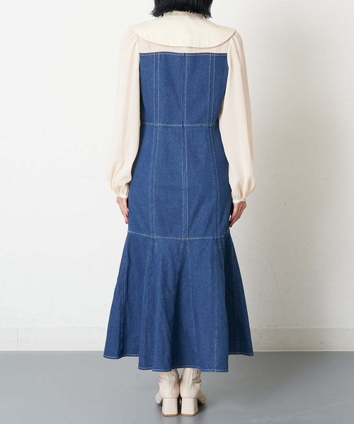 A de a.v.v（アードアー・ヴェ・ヴェ）の「襟付きシフォンドッキングデニムマーメイドワンピ―ス（ワンピース・レディース・ブルー/チャコールグレー・36/38）」の6枚目の写真