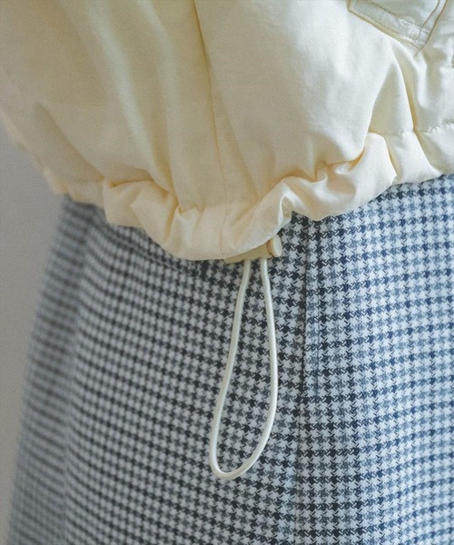 REDYAZEL（レディアゼル）の「ナイロンスタンドショートダウン（ダウンジャケット/コート・レディース・ブルー/オフホワイト/ブラック・SMALL/MEDIUM）」の14枚目の写真