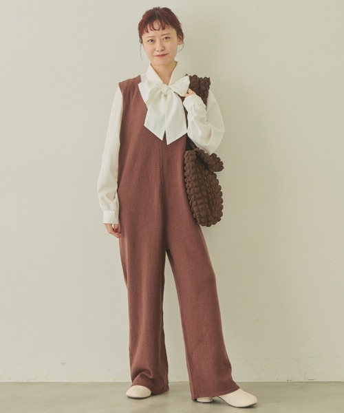 MERLOT（メルロー）の「ニットロンパース（サロペット/オーバーオール・レディース・ブラウン/ナチュラル/ブラック・FREE）」の2枚目の写真