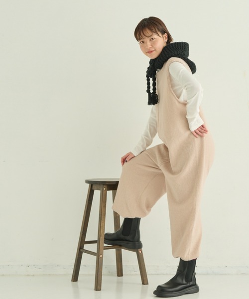 MERLOT（メルロー）の「ニットロンパース（サロペット/オーバーオール・レディース・ブラウン/ナチュラル/ブラック・FREE）」の20枚目の写真