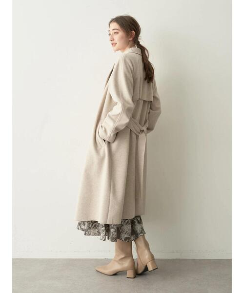 YECCA VECCA（イェッカヴェッカ）の「ライトニットビーバートレンチコート（トレンチコート・レディース・ベージュ/オレンジ/モカ・FREE）」の12枚目の写真