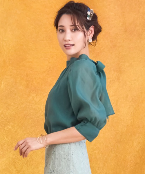 DRESS PLUS(ドレスプラス)の「ブラウス リボンカラー 七分袖 シアー素材 裏地付き(シャツ/ブラウス・レディース・グレイッシュブルー/ブラック/アイボリー/スモークピンク/グリーン・M/L)」の6枚目の写真