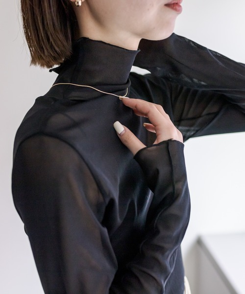 mystic(ミスティック)の「【カラー展開豊富】シアーハイネックプルオーバー(Tシャツ/カットソー・レディース・アイボリー/ブラック/ブルー/グレー/オレンジ・FREE)」の2枚目の写真