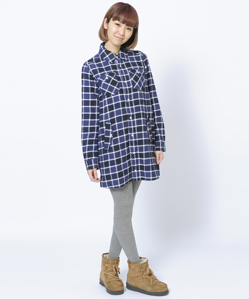 X-girl（エックスガール）の「SHAGGY PLAID SHIRT DRESS（ワンピース・レディース・レッド/グリーン/ネイビー・1/2）」の3枚目の写真