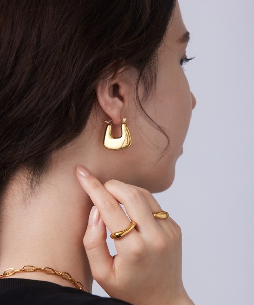 ieLS(イエルズ)の「金属アレルギー対応 「ieLS」 ステンレス スクエアフープピアス(ピアス(両耳用)・メンズ・ゴールド/シルバー・ONE SIZE)」の1枚目の写真