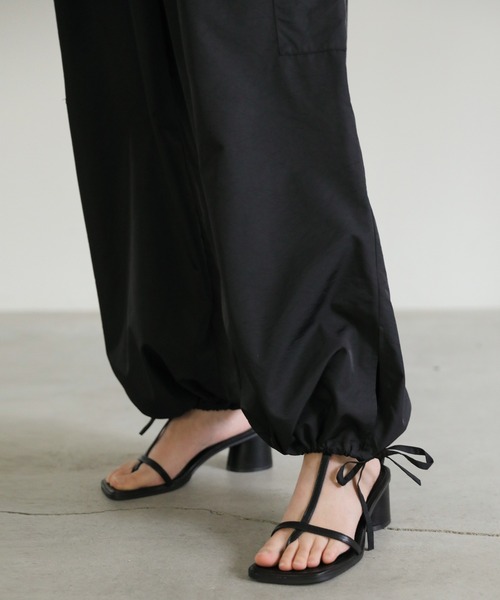 select MOCA(セレクトモカ)の「ナイロンワイドカーゴパンツ(カーゴパンツ・レディース・アイボリー/ブラック/ライトイエロー・FREE)」の20枚目の写真