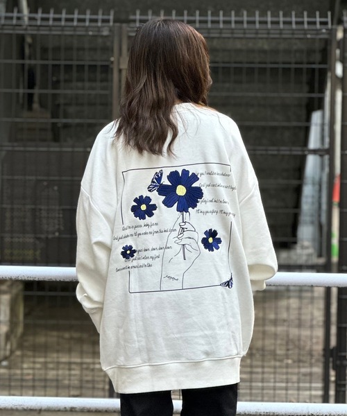 JE-フラワーバタフライ・クルースウェット