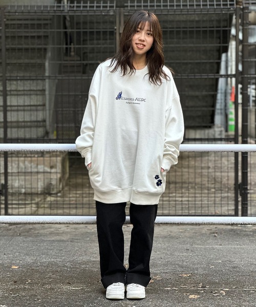 JE-フラワーバタフライ・クルースウェット