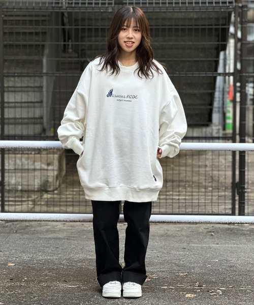 JE-フラワーバタフライ・クルースウェット