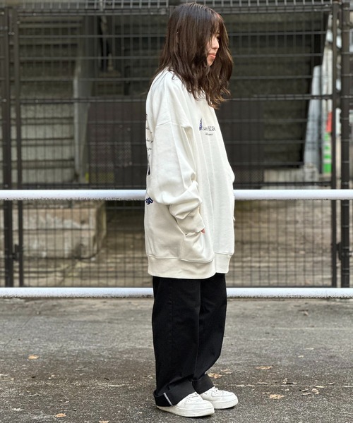 JE-フラワーバタフライ・クルースウェット