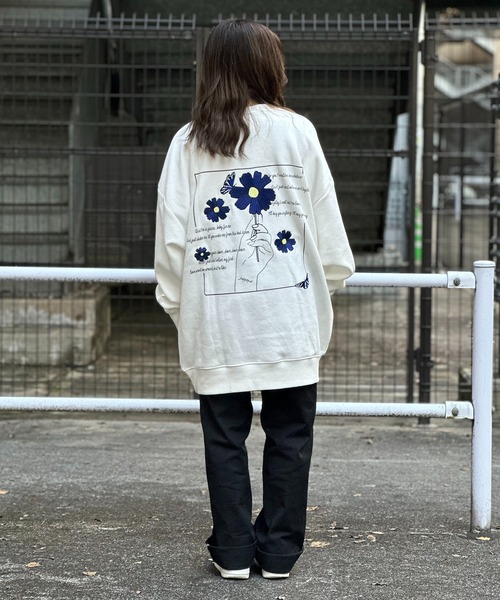 JE-フラワーバタフライ・クルースウェット