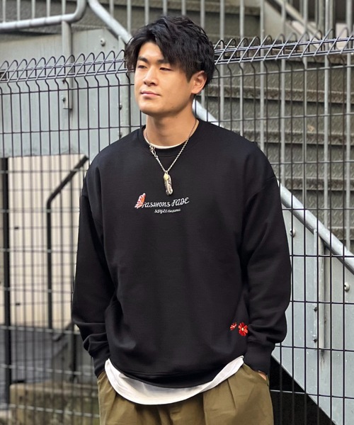 JE-フラワーバタフライ・クルースウェット