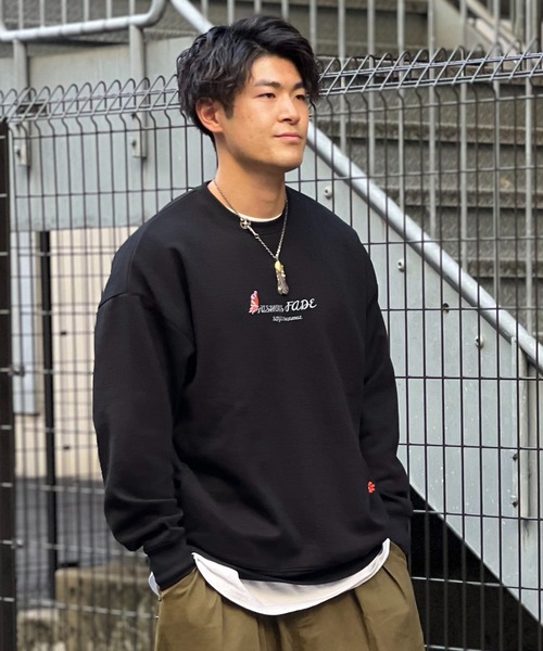 JE-フラワーバタフライ・クルースウェット